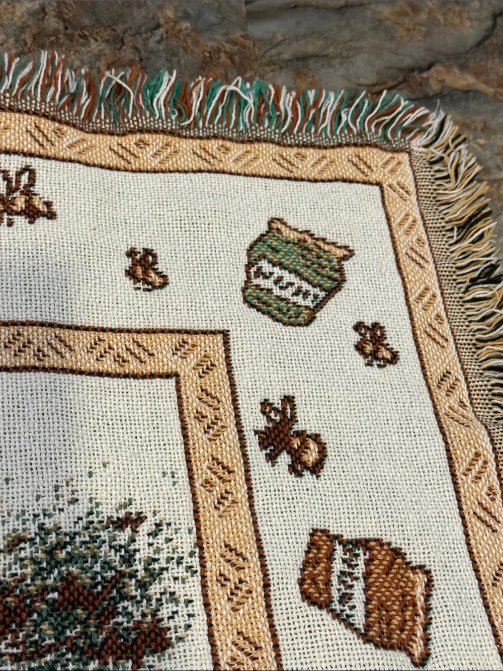 Disney Winnie the Pooh Beige, Brown, Green Tapestry Throw 3.25 x 4.25